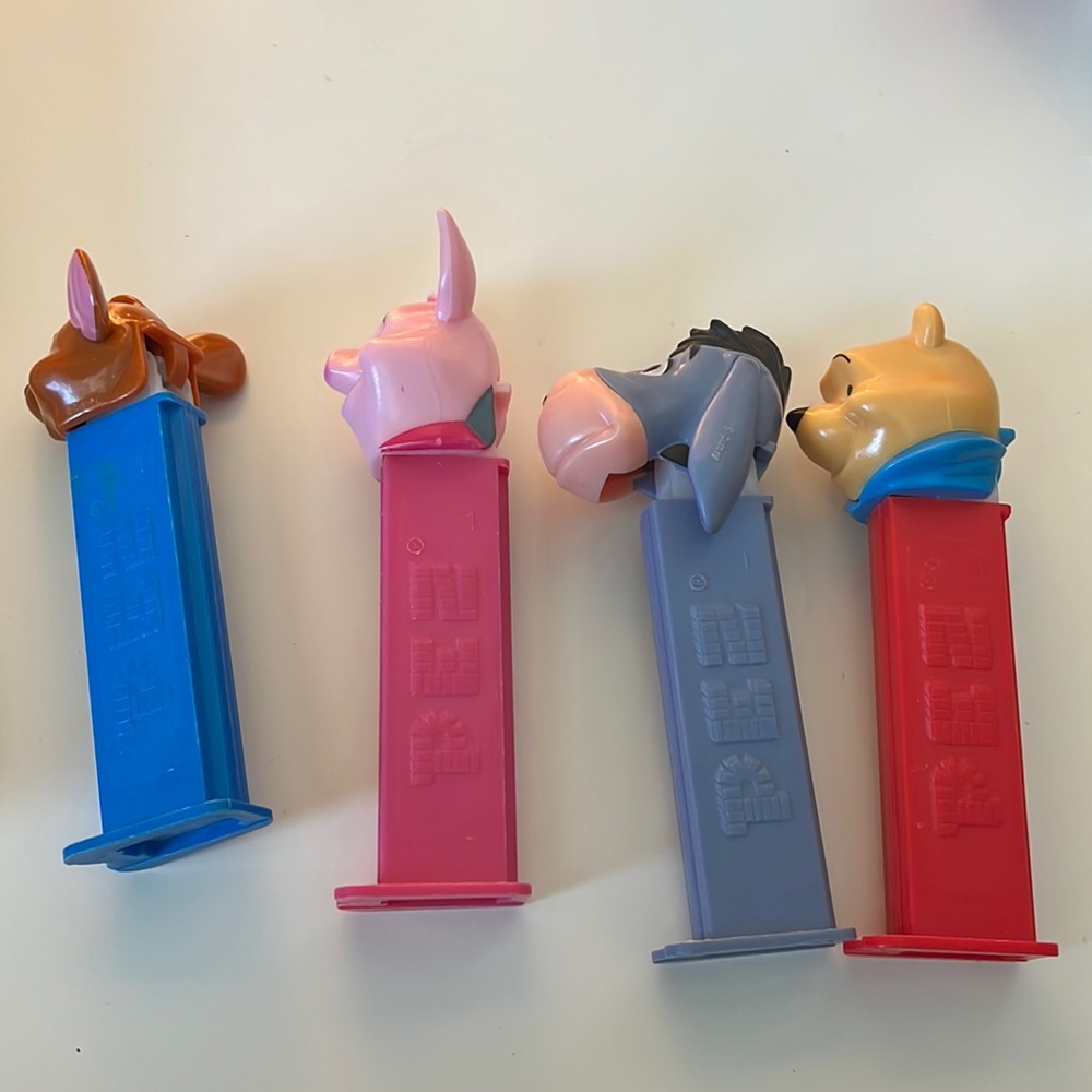 Winnie the Pooh and friends (Eyeore, Piglet, Baby Roo and Winnie) PEZ Di…